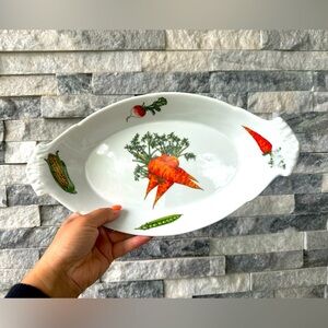 CORDON BLUE OBLONG USA Serving Dish Veggies Carrots Corn Peas Radish Print